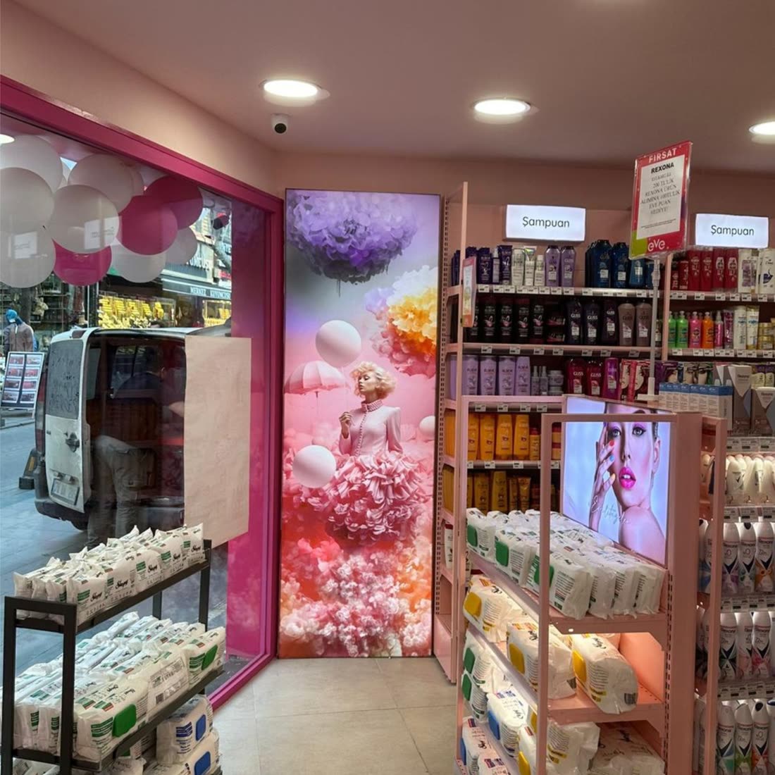 Mağaza içi ışıklı lightbox tabela uygulaması – Meridyen Ajans